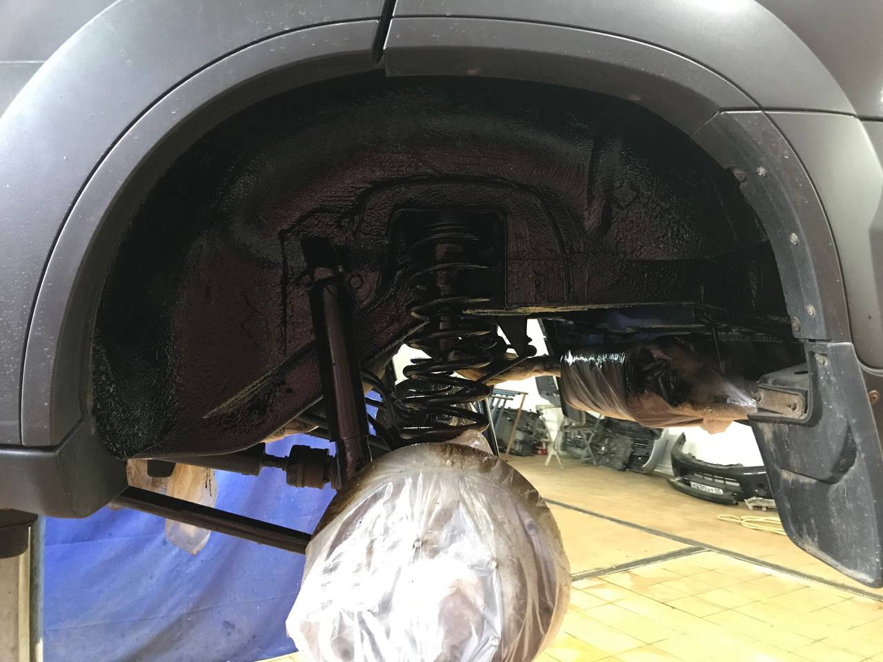 Антикоррозионная обработка арок Chevrolet Niva 2014